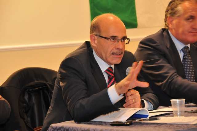 Falso Medico - Dr Mario VENEZIA Consigliere regionale (PDL)